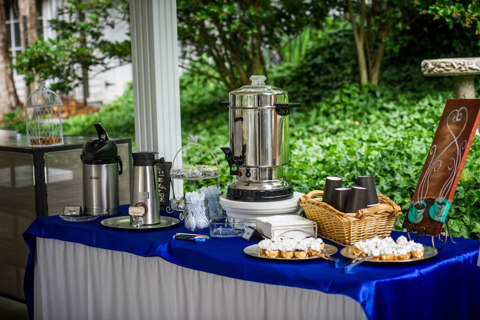 Magnolia Manor Bed & Breakfast
