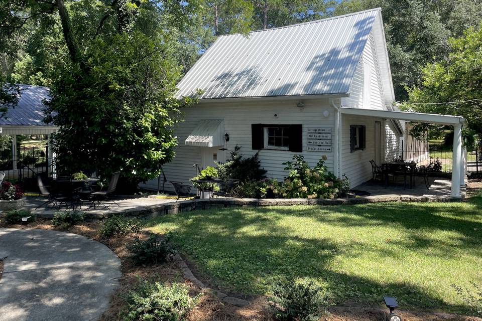 Groom's Cottage