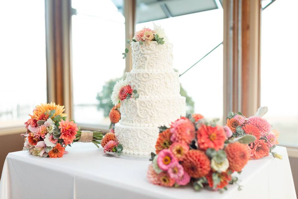 Wedding cake and flowers