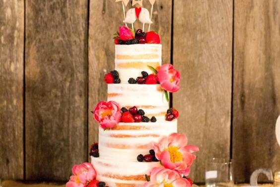 White cake with white flowers