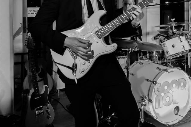 Steve - Lead Guitar