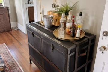 Groom's suite