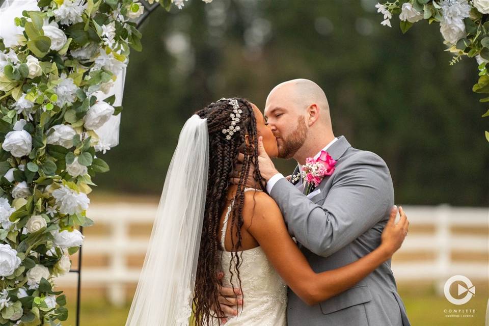 Complete Weddings & Events
