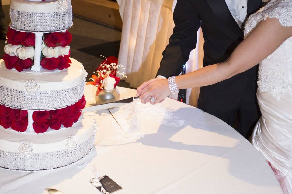 Cake cutting