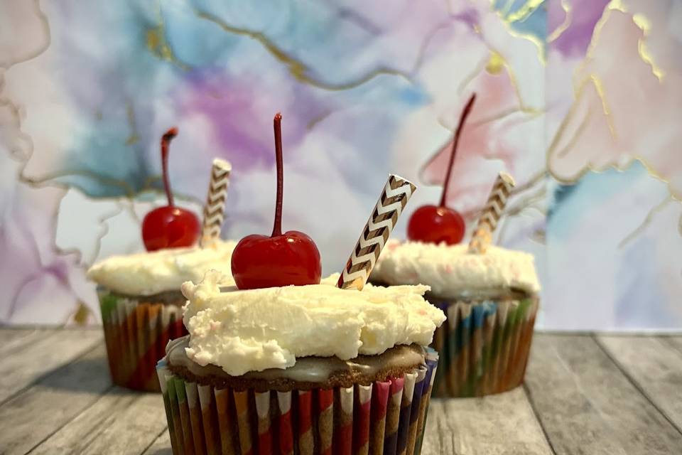 Cherry coke float cupcakes