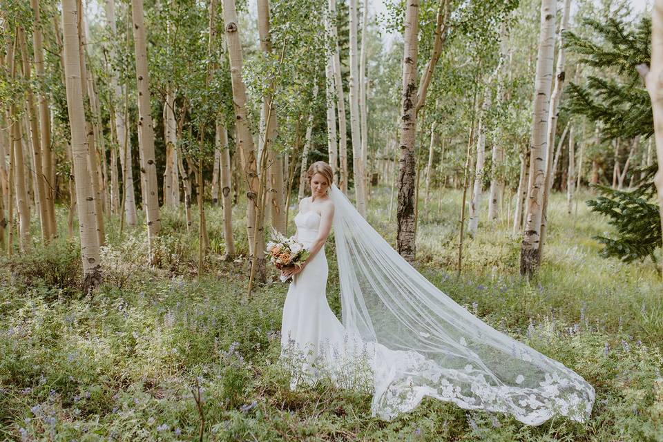 Summer Colorado bride