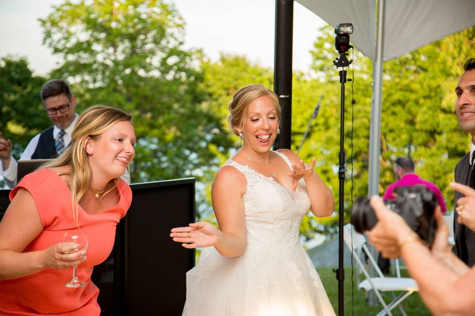 Select Receptions by CNY Select DJs| Photo by Solas Studios