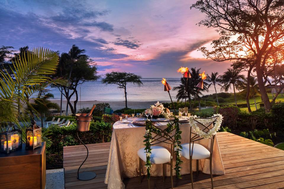 Mauka pool romantic dinner