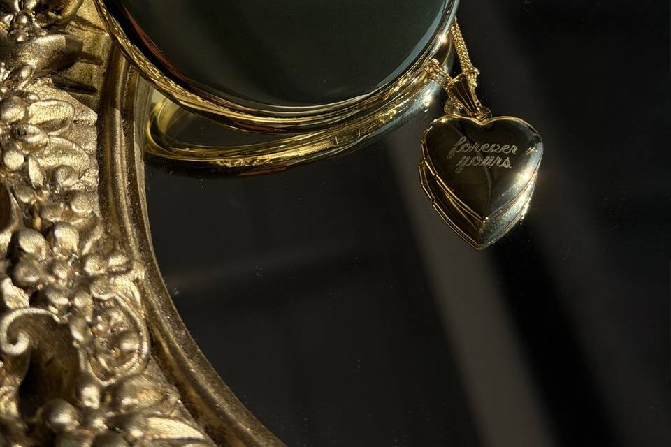 Engraved Pieces