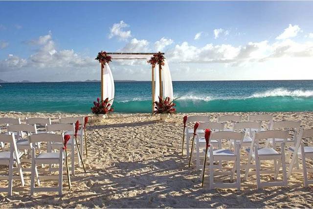 EPIC Honeymoons by Warren Place Travel