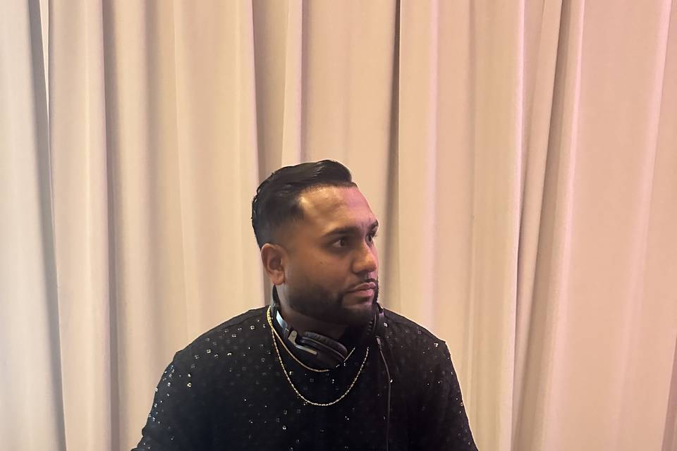 DJ PAV Events LLC