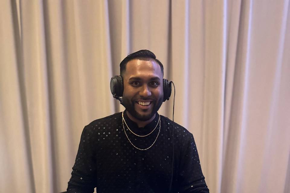 DJ PAV Events LLC