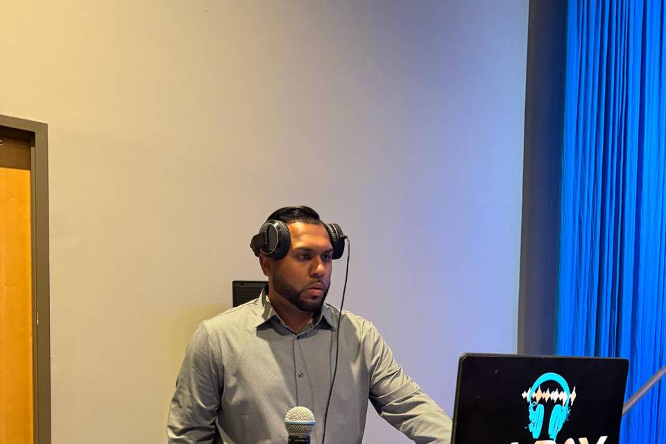 DJ PAV Events LLC