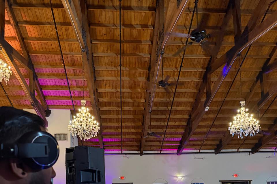 Reception Crowd (Avinash & Shi