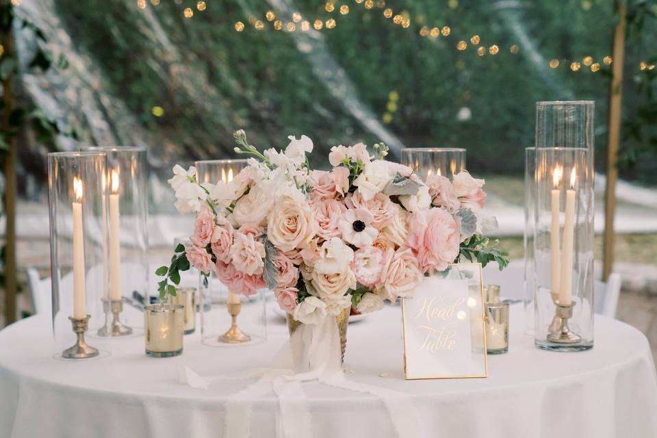 Sweetheart table