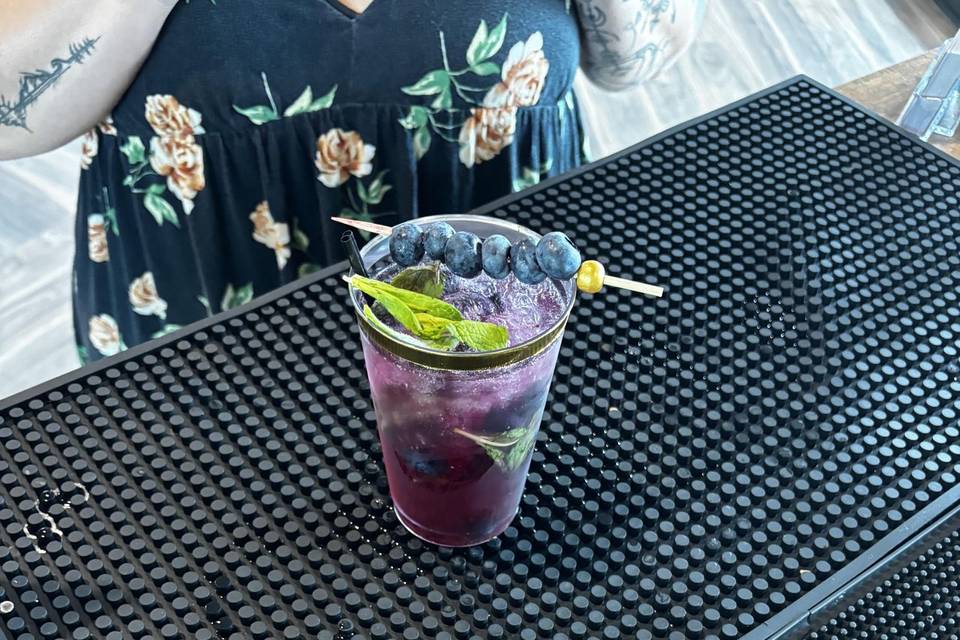 Blueberry mojito