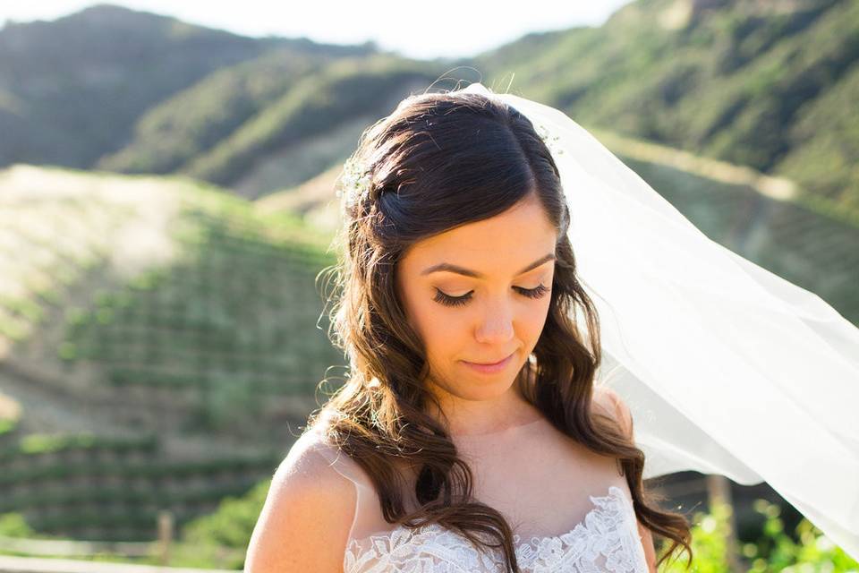 Bride holding her bouquet