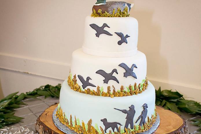 Duck hunting inspired wedding cake