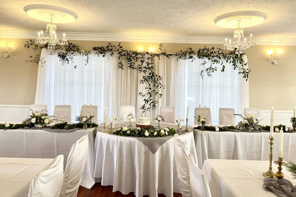 Banquet Hall Head table