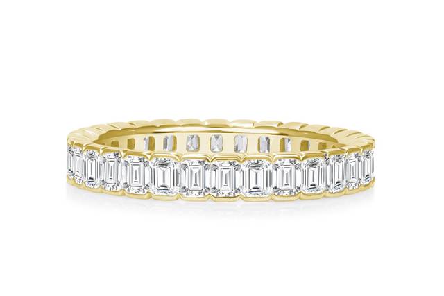 Baguette diamond band