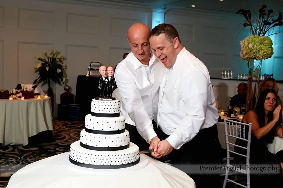 Cake cutting