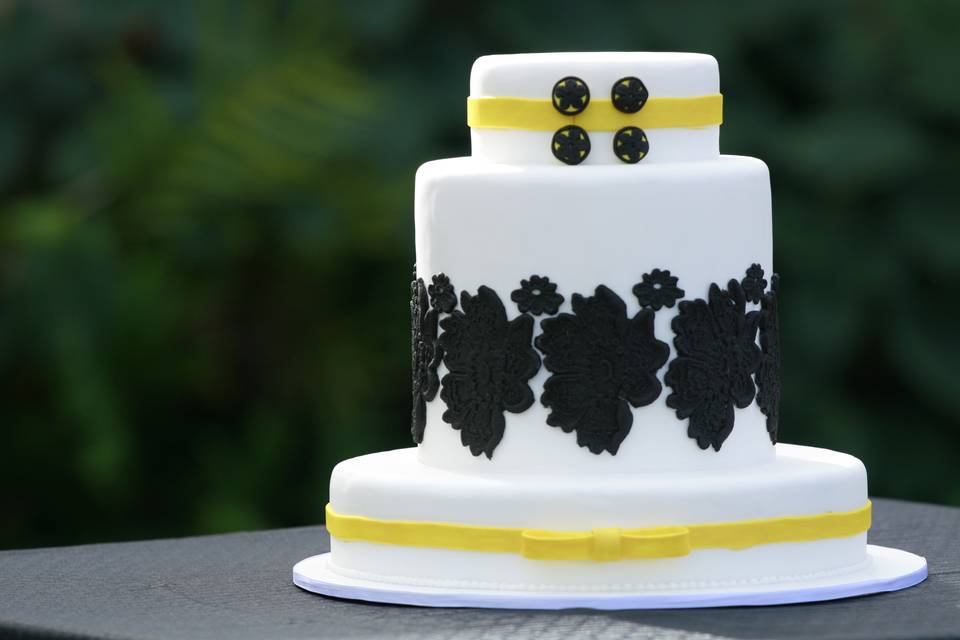 Frangipany - Wedding Cakes : Nude Cake déco fleurs comestibles