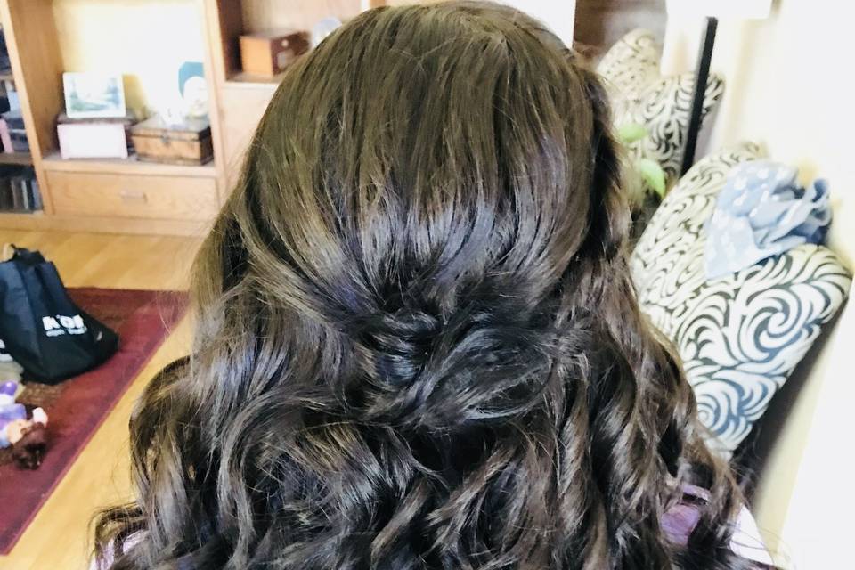 Voluminous curls