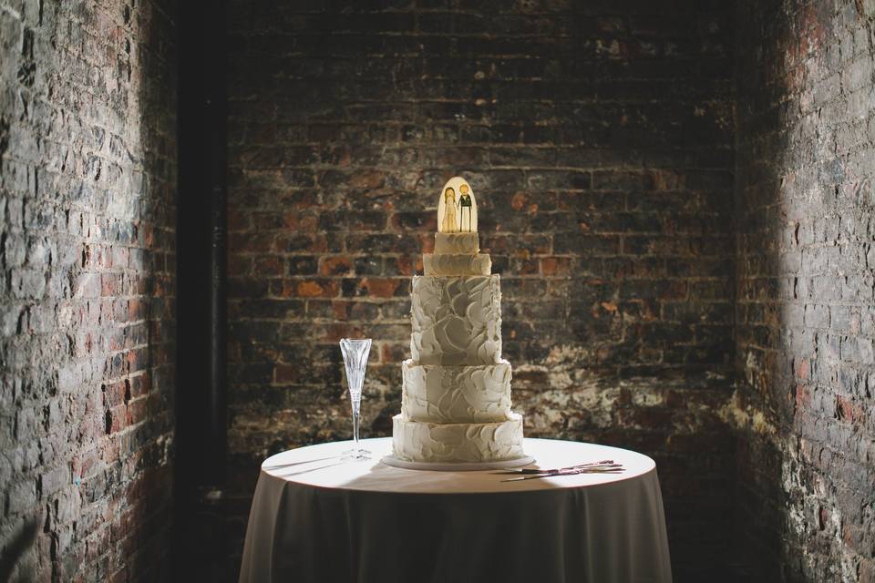 A simple wedding cake