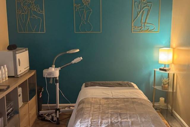 Waxing and Facials Beauty Room