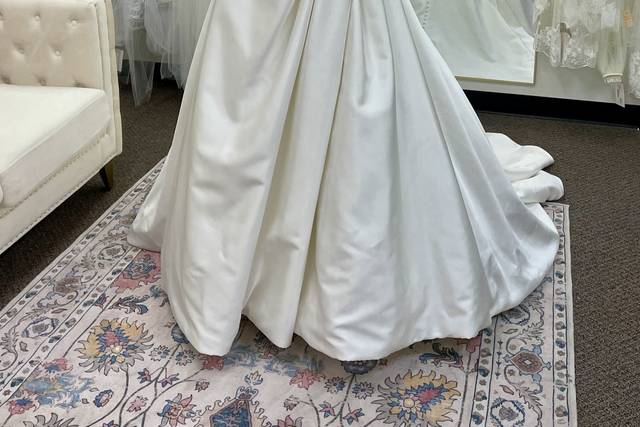 Bridal gown
