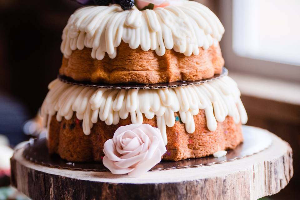 CO Cake table