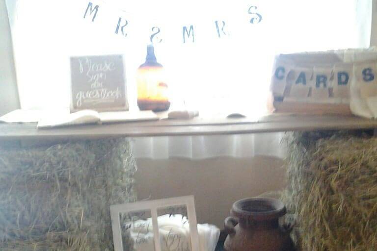 Guestbook/welcome table