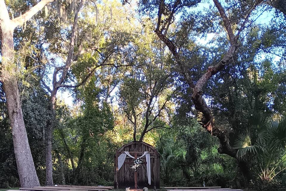 Oak Hollow