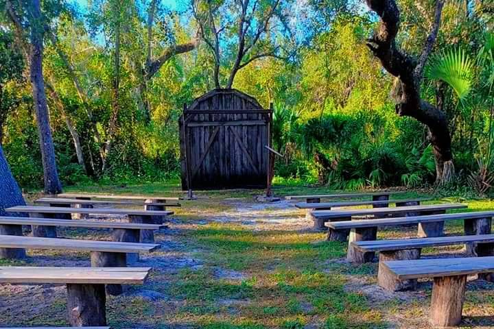 Oak Hollow