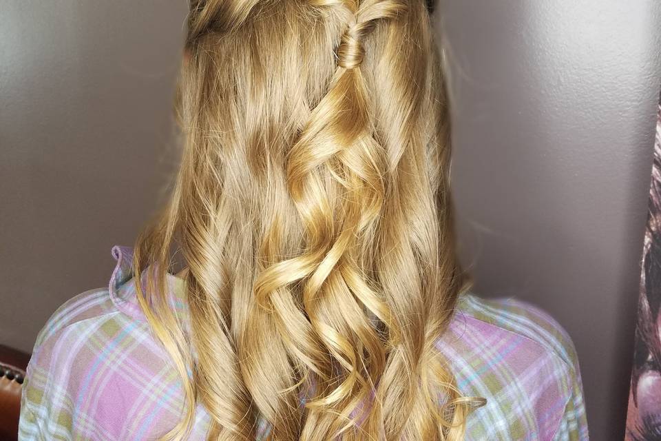 Caitlin Clark Hair and Makeup