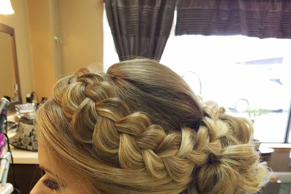Caitlin Clark Hair and Makeup