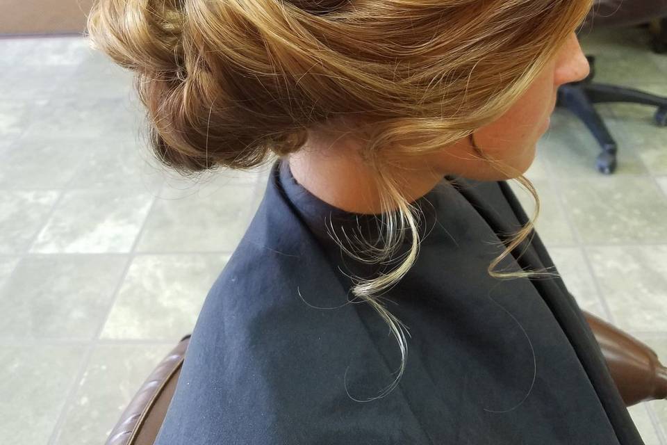 Caitlin Clark Hair and Makeup