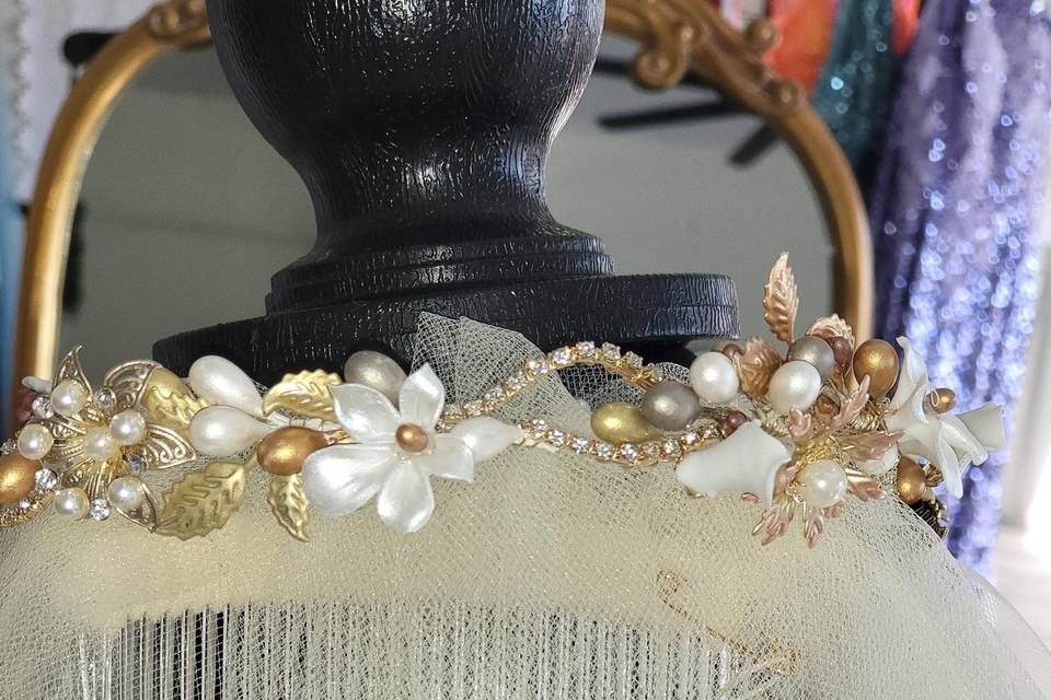 Gold Headpiece w Veil