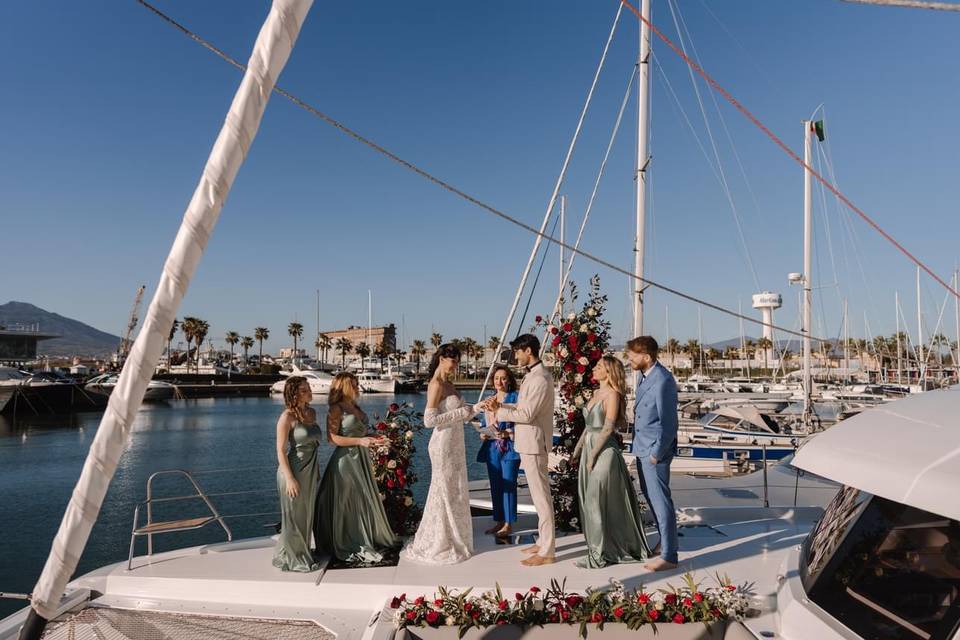 Wedding on the boat