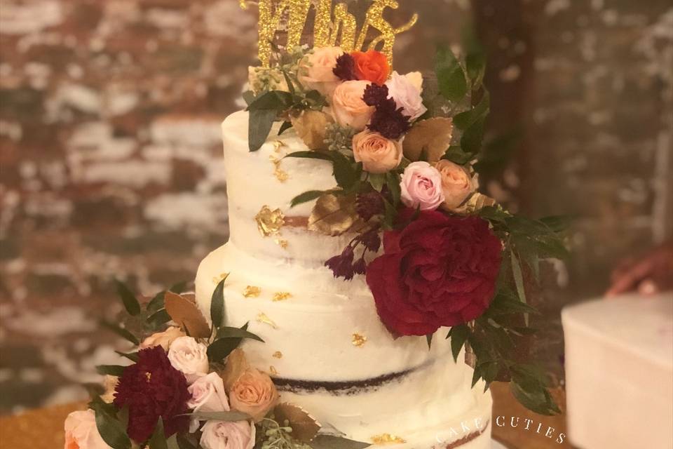 Fall Florals Wedding Cake