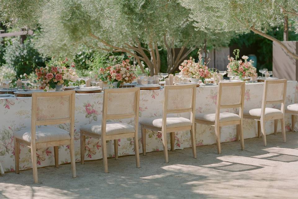 Romantic floral centerpieces