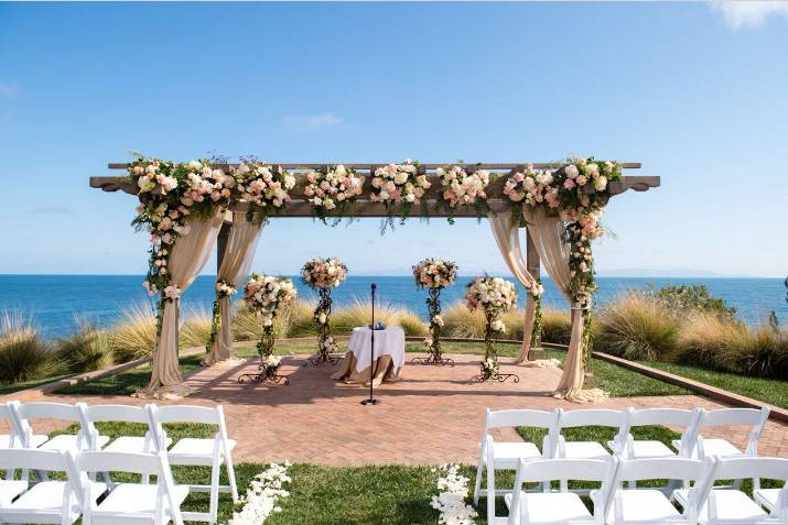 Chuppah decor