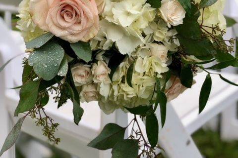 Ceremony aisle flowers