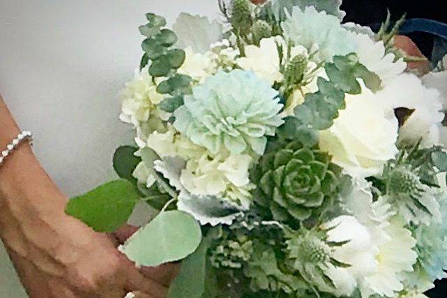 Bouquet with succulents