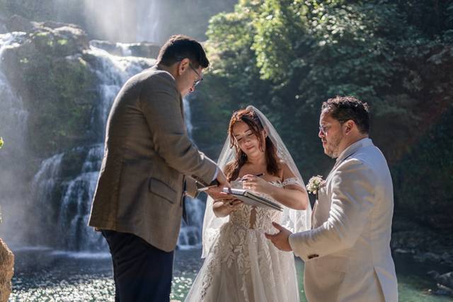 Legal Ceremony Elopement