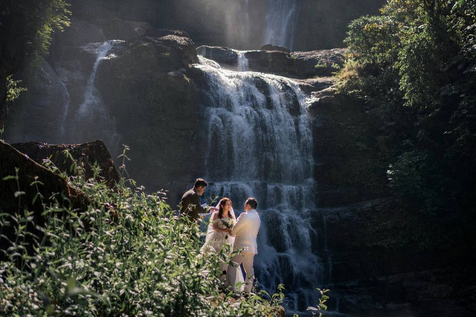 Legal elopement in Costa Rica