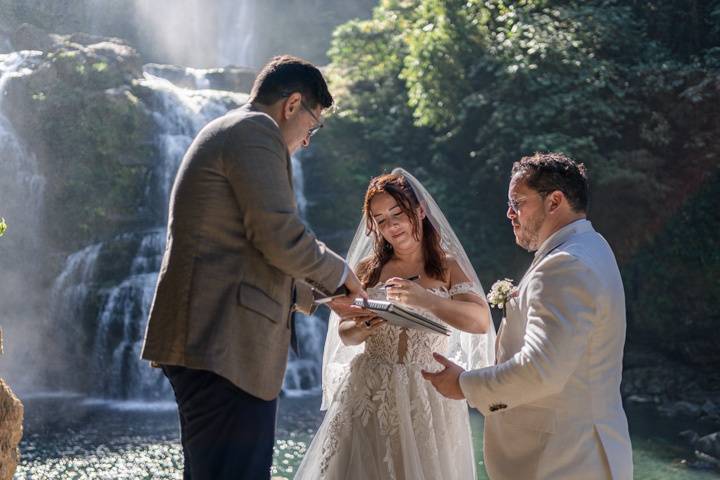 Legal Ceremony Elopement
