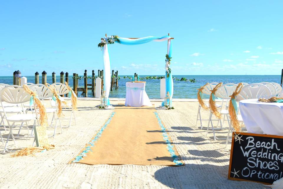 Tropical Romance in Aqua/Light BLue
#beachwedding