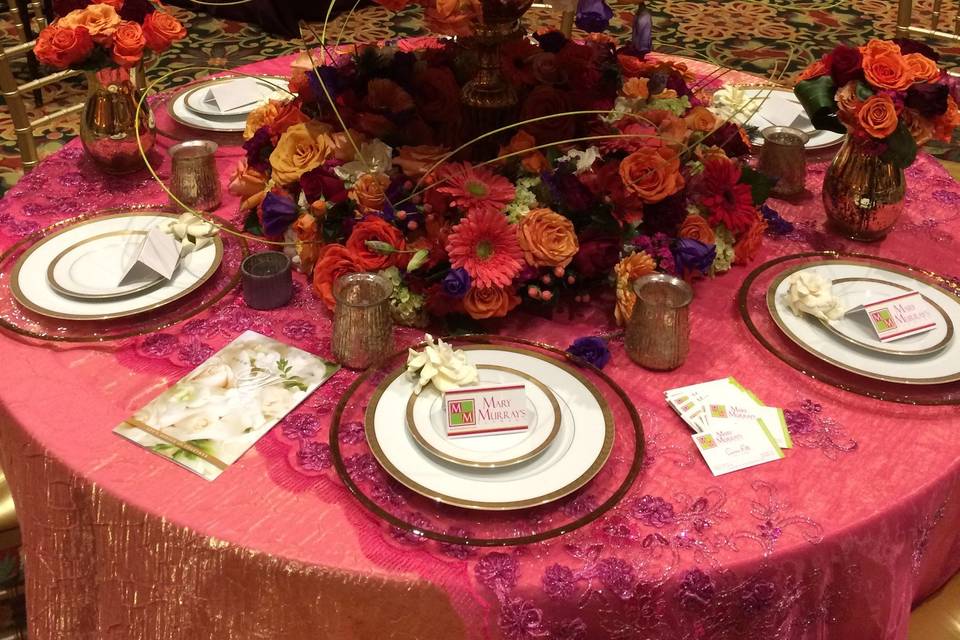 Big table centerpiece