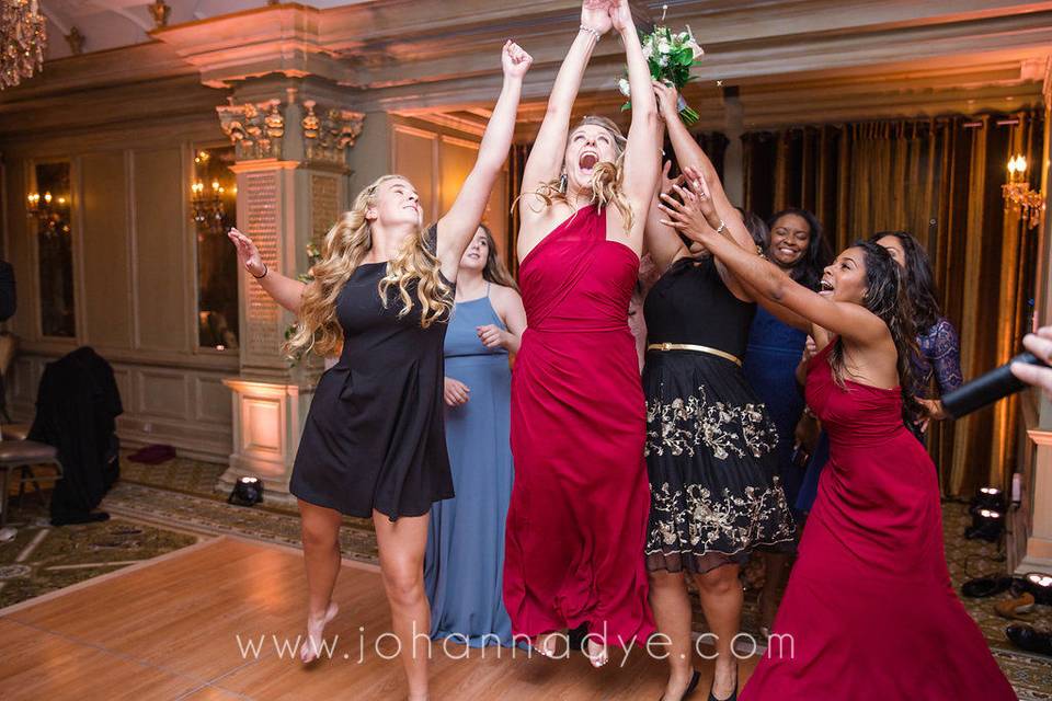 Bouquet Toss